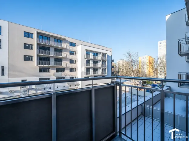 Pronájem bytu 2+kk, Pardubice - Zelené Předměstí, nábřeží Závodu míru, 78 m2