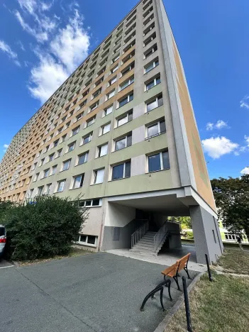 Prodej bytu 3+1, Pardubice - Polabiny, kpt. Bartoše, 78 m2