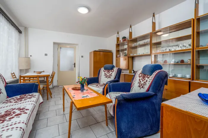 Prodej rodinného domu, Úsobí, 365 m2