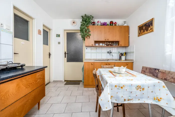 Prodej rodinného domu, Úsobí, 365 m2