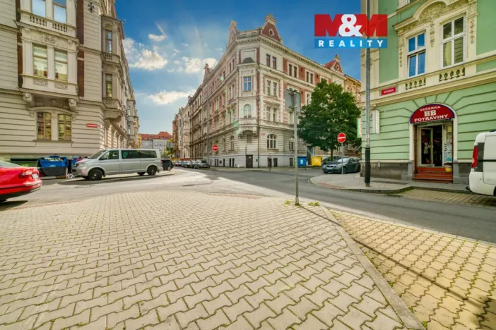 Pronájem bytu 2+1, Plzeň - Jižní Předměstí, Kardinála Berana, 90 m2