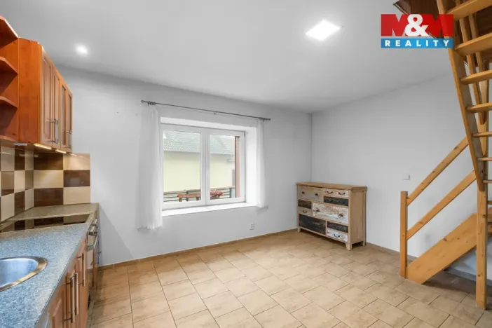 Prodej rodinného domu, Zvoleněves, 94 m2