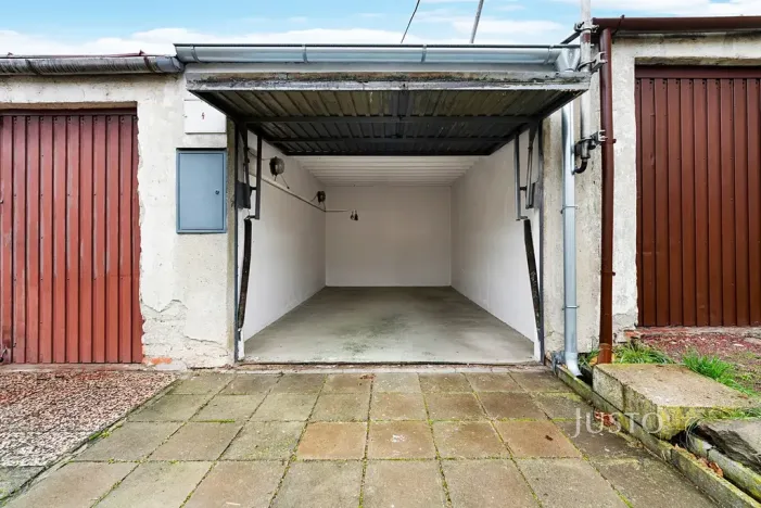 Pronájem garáže, Šlapanice, Dlouhá, 16 m2