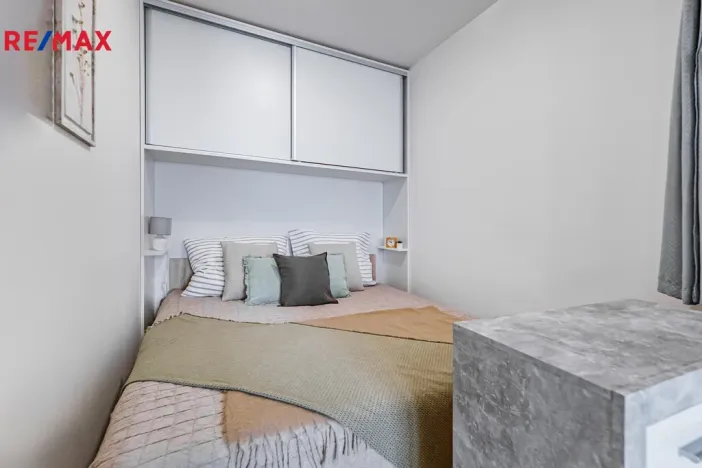 Prodej bytu 1+kk, Praha - Letňany, Miroslava Hajna, 50 m2