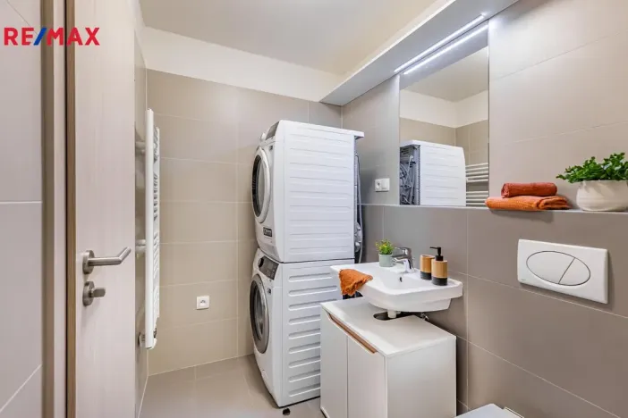 Prodej bytu 1+kk, Praha - Letňany, Miroslava Hajna, 48 m2