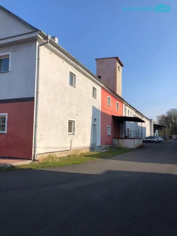 Pronájem skladu, Karlovy Vary, Sokolovská, 1800 m2