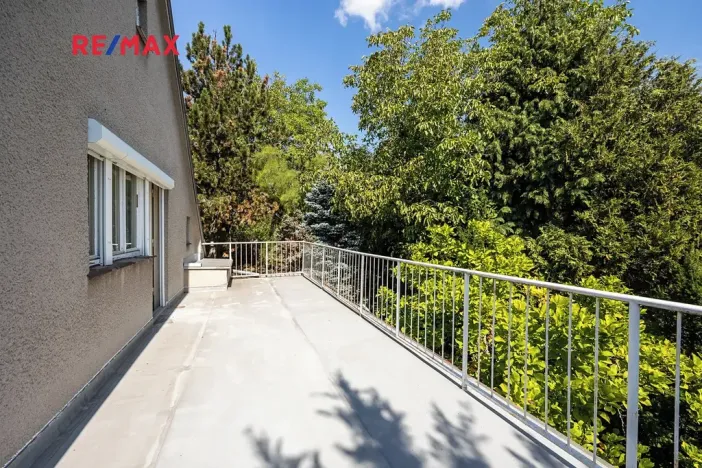 Prodej rodinného domu, Praha - Petrovice, Dieselova, 170 m2