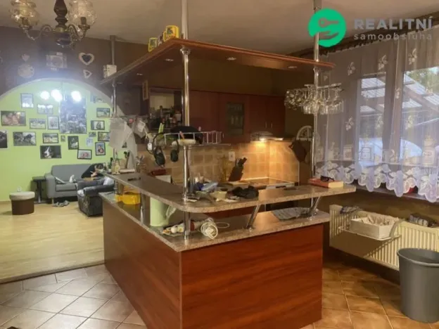 Prodej rodinného domu, Květinov, Květinov, 185 m2