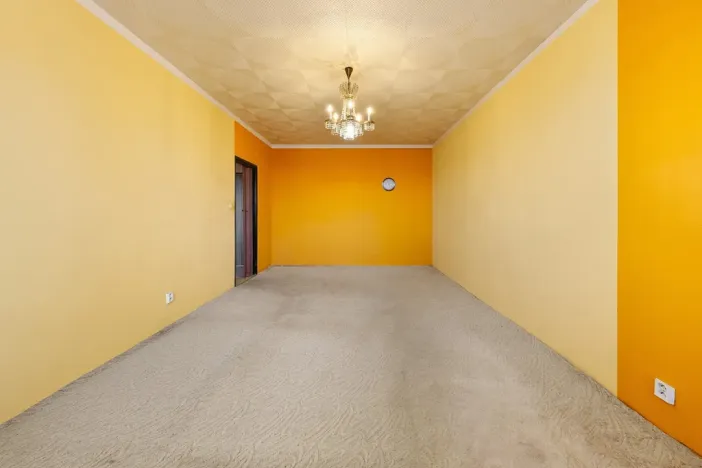 Prodej bytu 3+1, Studená, Komenského, 74 m2