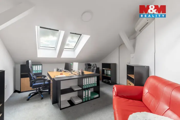 Prodej kanceláře, Ostrava - Kunčičky, Škrobálkova, 455 m2