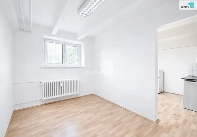 Prodej komerční nemovitosti, Praha - Vršovice, Gruzínská, 24 m2