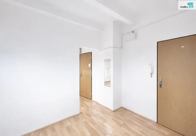 Prodej komerční nemovitosti, Praha - Vršovice, Gruzínská, 24 m2