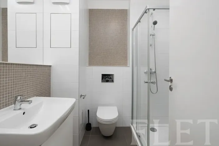 Pronájem bytu 1+kk, Praha - Libeň, Novovysočanská, 25 m2