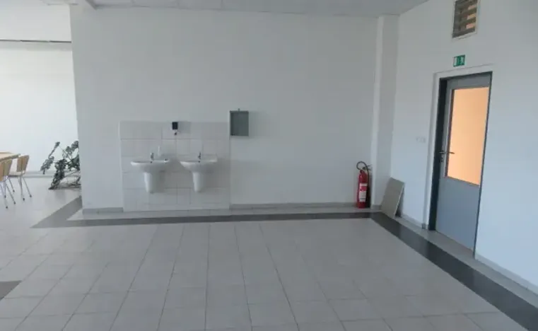 Prodej výrobních prostor, Klatovy, ul. 5. května, 3418 m2