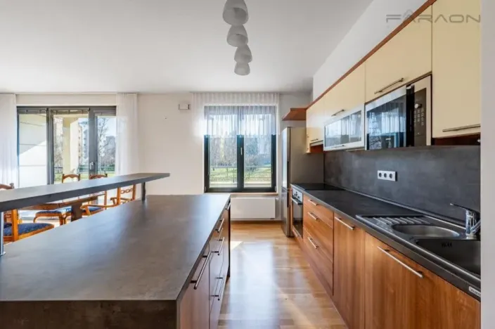 Pronájem bytu 3+kk, Praha - Břevnov, Radimova, 134 m2