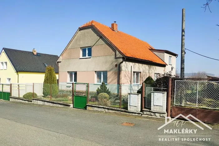 Prodej rodinného domu, Suchdol, 135 m2