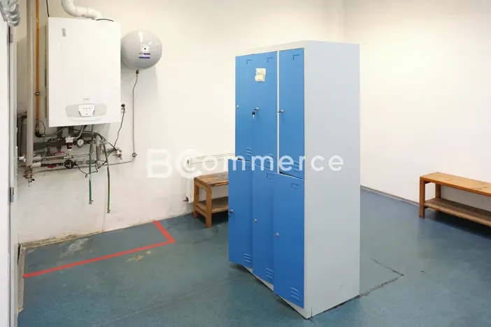 Pronájem skladu, Brno, 1055 m2