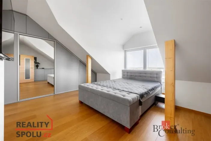 Prodej rodinného domu, Brandýsek, Nad Vodojemem, 196 m2