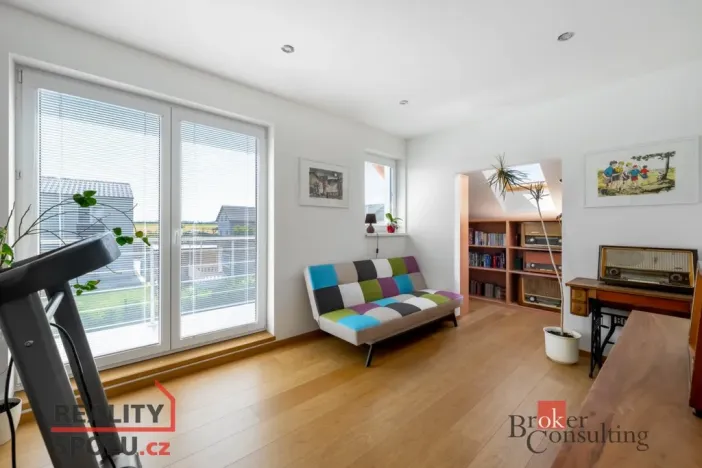 Prodej rodinného domu, Brandýsek, Nad Vodojemem, 196 m2