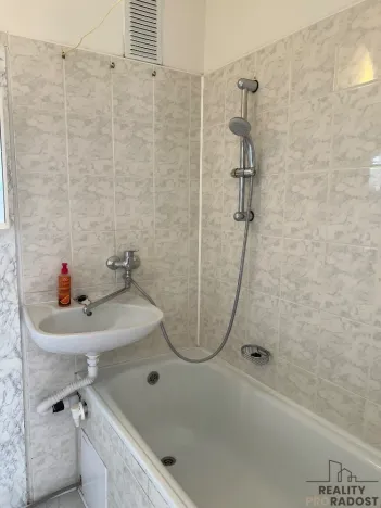 Pronájem bytu 2+1, Ústí nad Labem, U Pivovarské zahrady, 60 m2