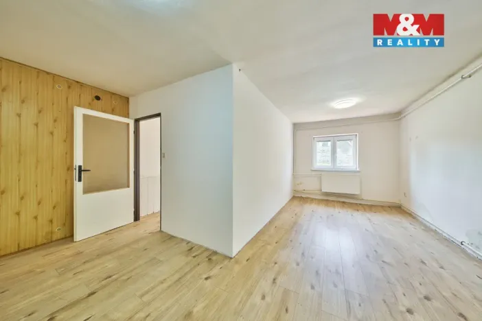 Prodej rodinného domu, Radvanice, 185 m2