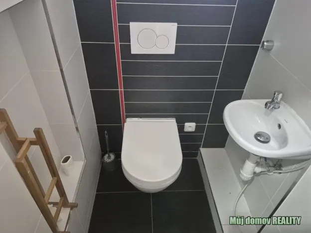 Pronájem bytu 3+kk, Praha - Karlín, Křižíkova, 74 m2