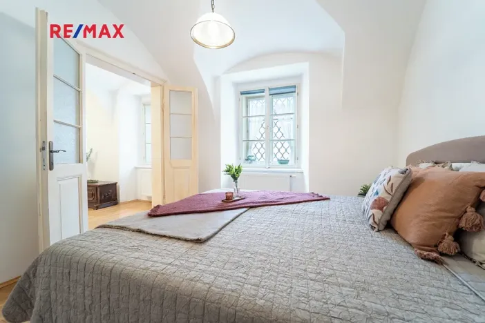 Prodej bytu 3+1, Praha - Malá Strana, Nebovidská, 57 m2