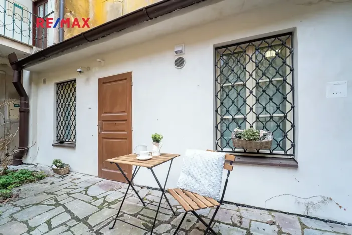 Prodej bytu 3+1, Praha - Malá Strana, Nebovidská, 57 m2