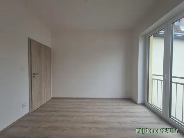 Prodej bytu 2+kk, Praha - Pitkovice, V Pitkovičkách, 39 m2