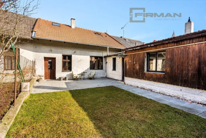 Prodej rodinného domu, Kostelec nad Labem, nám. Pod Martinem, 135 m2