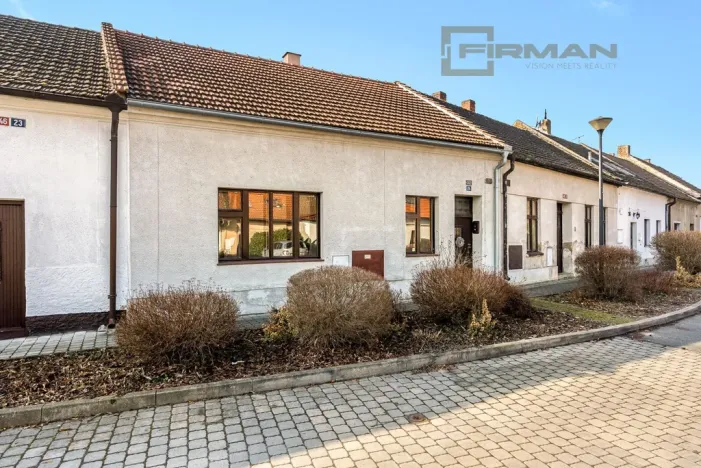 Prodej rodinného domu, Kostelec nad Labem, nám. Pod Martinem, 135 m2