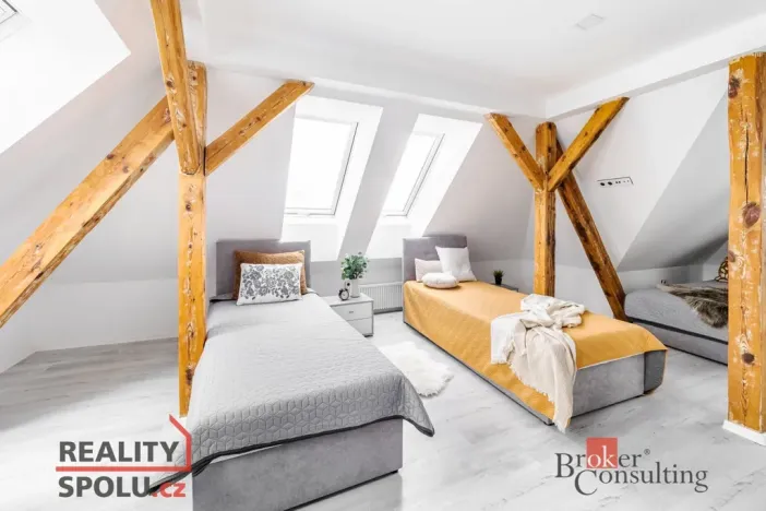 Prodej činžovního domu, Nový Bor, 186 m2