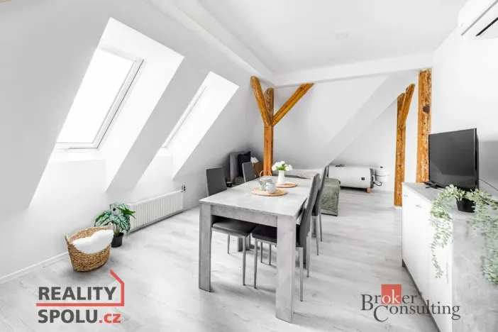 Prodej činžovního domu, Nový Bor, 186 m2