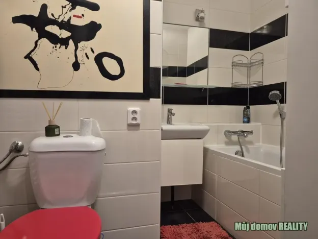 Pronájem bytu 2+kk, Praha - Háje, Mendelova, 42 m2