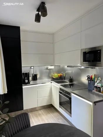 Pronájem bytu 2+kk, Ostrava - Slezská Ostrava, U Staré elektrárny, 51 m2