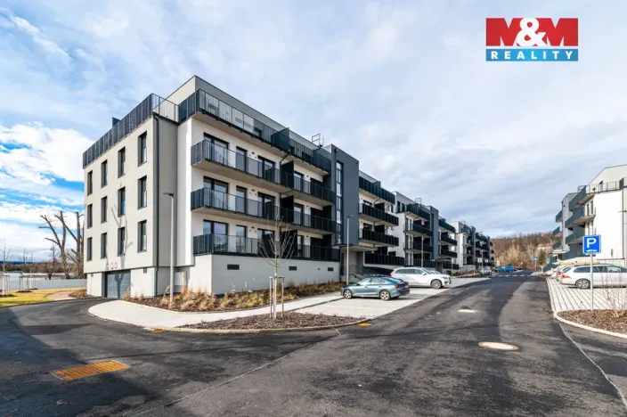 Pronájem bytu 1+kk, Kladno - Dubí, Ke křížku, 28 m2