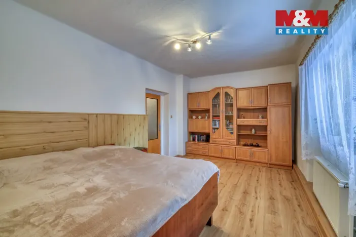 Prodej rodinného domu, Dobřany, Stromořadí, 86 m2