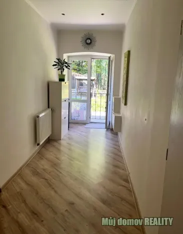 Pronájem bytu 2+1, Praha - Čakovice, Schoellerova, 76 m2