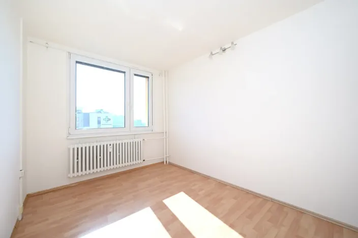 Pronájem bytu 2+kk, Praha - Bohnice, Zelenohorská, 42 m2
