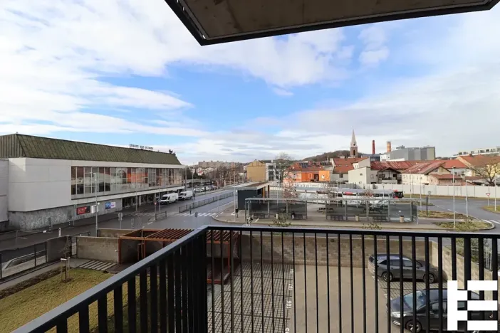 Pronájem bytu 1+kk, Kralupy nad Vltavou, Nádražní, 38 m2