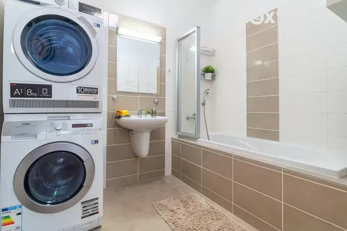 Prodej bytu 3+kk, Písek, Nezamyslova, 85 m2