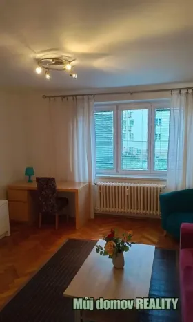 Pronájem bytu 2+1, Praha - Dejvice, Na Šťáhlavce, 61 m2