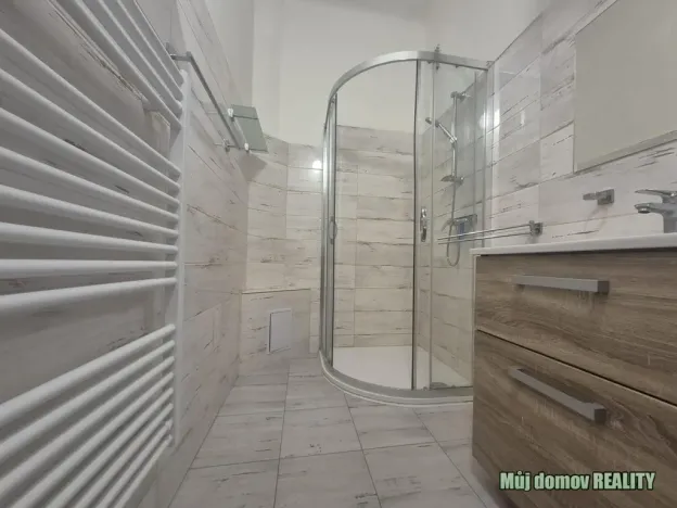 Pronájem bytu 2+1, Praha - Žižkov, Žerotínova, 70 m2