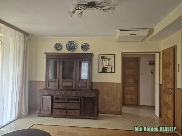 Pronájem rodinného domu, Praha - Ďáblice, Markvartická, 280 m2