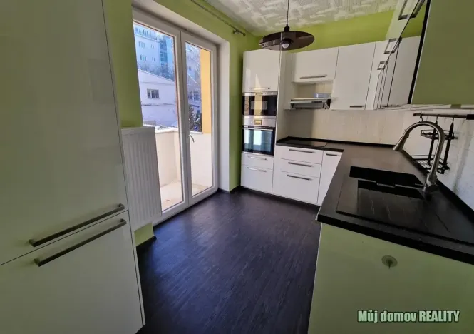 Pronájem bytu 2+1, Praha - Podolí, Podolská, 58 m2