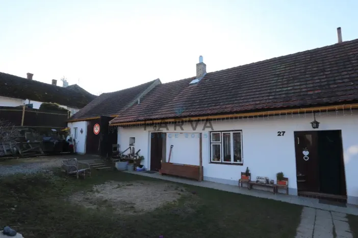 Prodej rodinného domu, Lužany - Dlouhá Louka, 150 m2