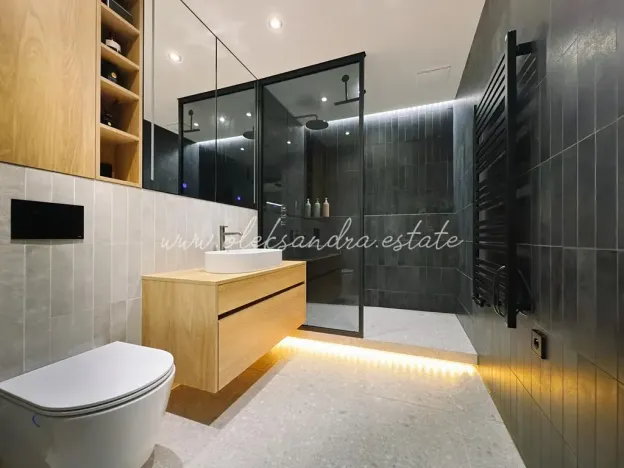 Prodej bytu 2+kk, Praha - Karlín, Křižíkova, 54 m2