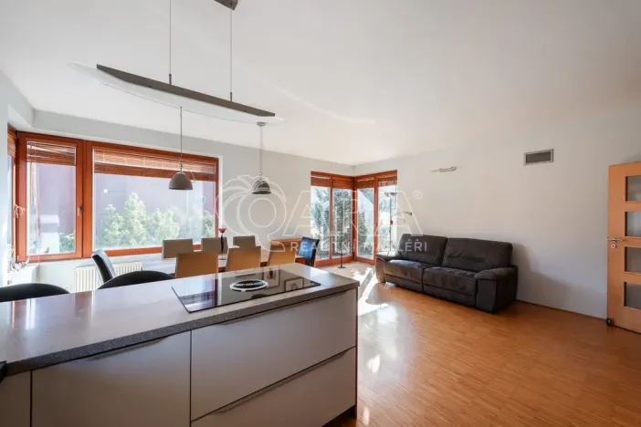 Prodej rodinného domu, Praha, Manská zahrada, 292 m2