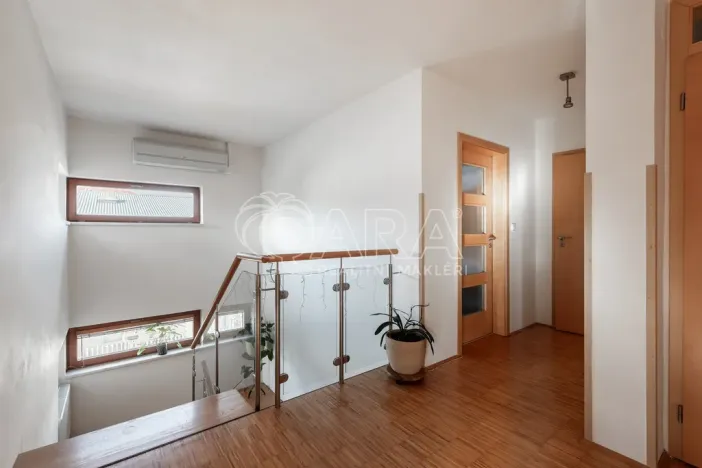 Prodej rodinného domu, Praha, Manská zahrada, 292 m2