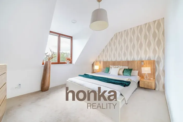 Pronájem rodinného domu, Kosoř, K Lomu, 263 m2